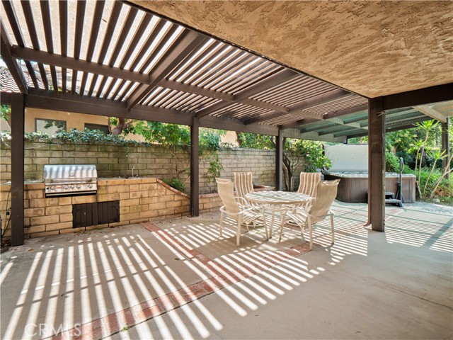 24540 Acorn Court, Newhall CA: https://media.crmls.org/medias/037f363a-440a-4230-bd21-4950b780ec0a.jpg