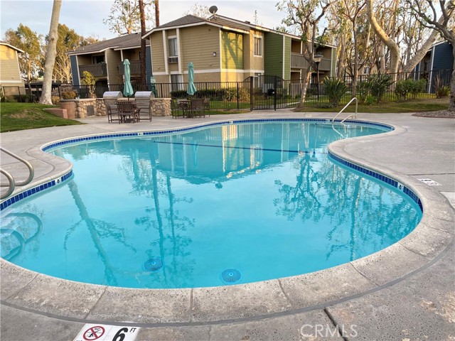 Detail Gallery Image 10 of 13 For 3535 Banbury Dr #4,  Riverside,  CA 92505 - 1 Beds | 1 Baths