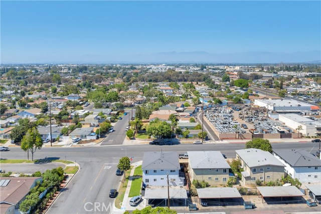 10004 Foster Road, Bellflower CA: https://media.crmls.org/medias/038081b7-f173-4460-9f3b-cb4243f295e4.jpg