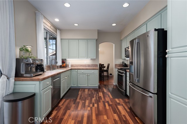 Detail Gallery Image 25 of 54 For 3831 Les Maisons, Santa Maria,  CA 93455 - 4 Beds | 2/1 Baths