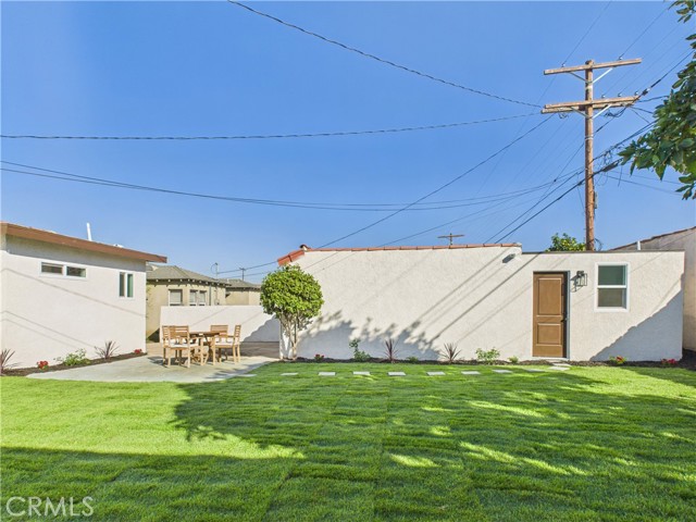 Detail Gallery Image 27 of 39 For 3116 W 78th Pl, Los Angeles,  CA 90043 - 3 Beds | 3 Baths