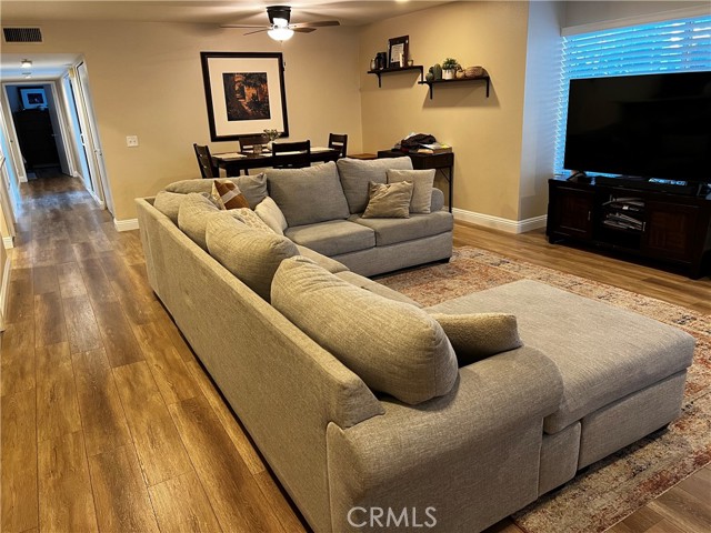 Detail Gallery Image 2 of 4 For 1507 E Spruce, Placentia,  CA 92870 - 2 Beds | 2 Baths