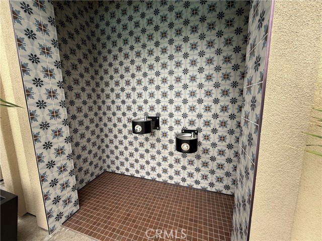19256 Merryweather Drive, Canyon Country CA: https://media.crmls.org/medias/03829332-e675-42aa-ae59-51e1fa608896.jpg