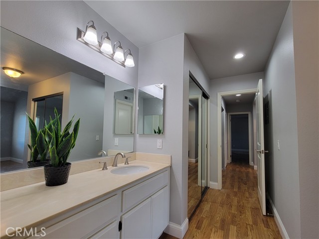 429 Tangelo, Irvine CA: https://media.crmls.org/medias/0382b98c-9574-4db1-9502-476dbd29f207.jpg