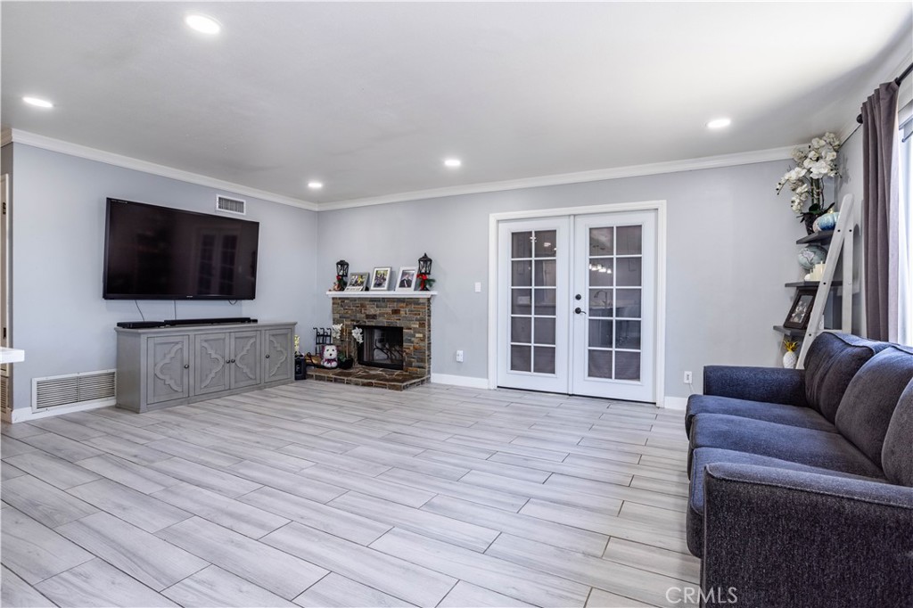 MLS #SR25230238 image #5