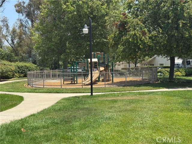 Image 10 of 41 For 777 Oak Knoll Street