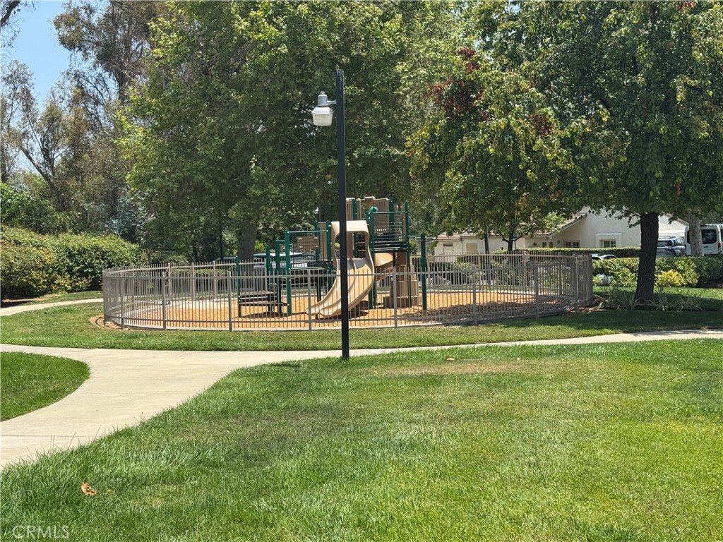 https://media.crmls.org/medias/0384a6b6-1cda-4490-a8db-124ded1c77d1.jpg?preset=X-Large