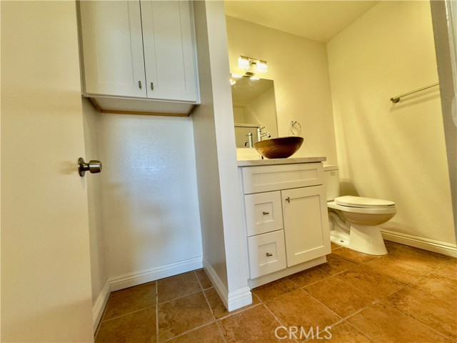 Detail Gallery Image 19 of 32 For 450 E 4th St #405,  Santa Ana,  CA 92701 - 1 Beds | 1 Baths