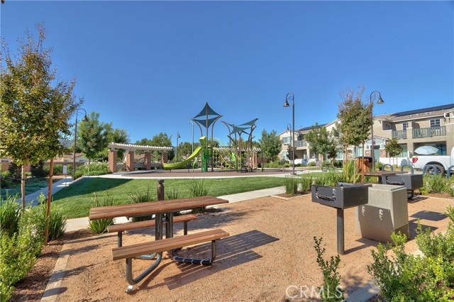 Detail Gallery Image 44 of 51 For 41985 Emelia St #301,  Murrieta,  CA 92562 - 3 Beds | 2/1 Baths