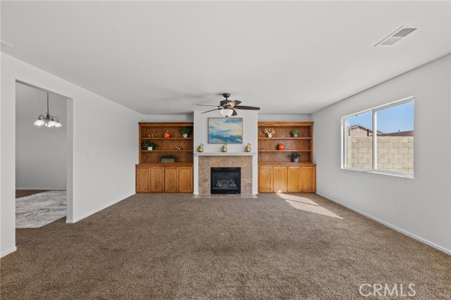 Detail Gallery Image 13 of 48 For 12303 Midtowne Dr, Bakersfield,  CA 93312 - 5 Beds | 2/1 Baths