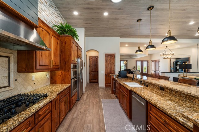 Image 17 of 70 For 54774 Bautista Road