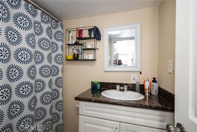 Detail Gallery Image 9 of 21 For 543 W 41st St, San Bernardino,  CA 92407 - 3 Beds | 2 Baths