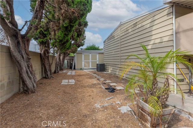 Detail Gallery Image 33 of 43 For 3595 Santa Fe Ave #214,  Long Beach,  CA 90810 - 2 Beds | 2 Baths