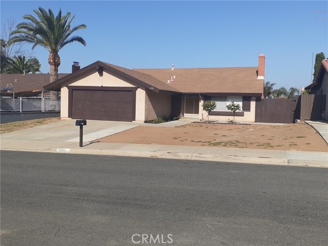 Detail Gallery Image 1 of 4 For 12101 Harclare Dr, Moreno Valley,  CA 92557 - 3 Beds | 2 Baths