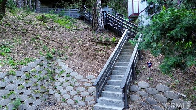 828 Fern Drive, Crestline CA: https://media.crmls.org/medias/0386860d-3ae6-4a29-9b69-5ca132d5d10b.jpg