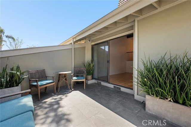 4320 Glencoe Avenue, Marina del Rey CA: https://media.crmls.org/medias/0386c3bb-abb0-4790-817e-784b2c95e451.jpg