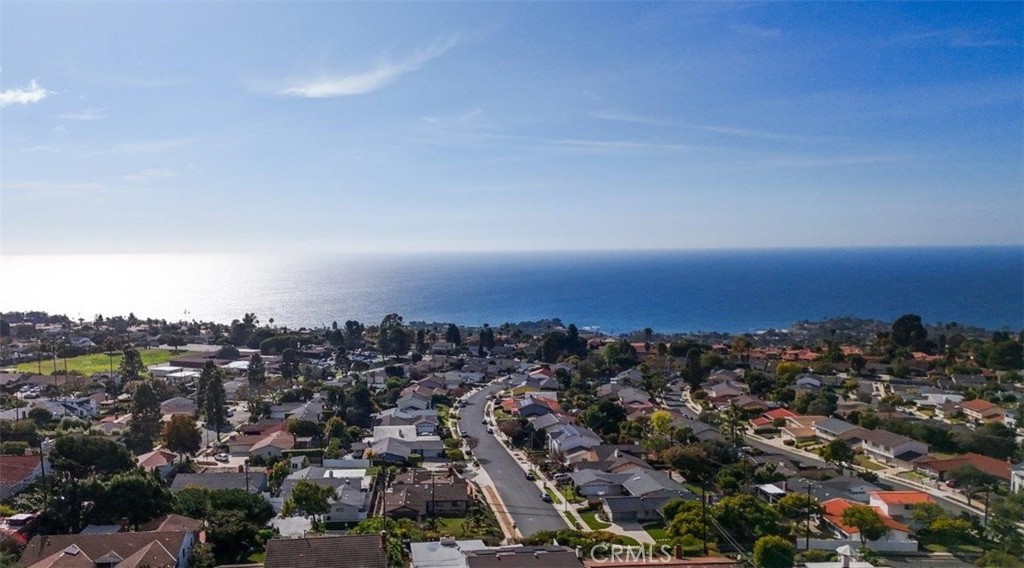 https://media.crmls.org/medias/03872360-d7aa-4931-9281-c01aa7641e16.jpg?preset=X-Large