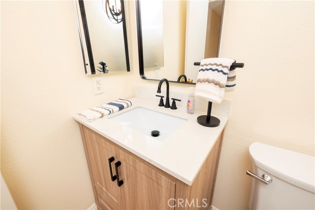Detail Gallery Image 15 of 39 For 1931 E Yale St, Ontario,  CA 91764 - 3 Beds | 2/1 Baths