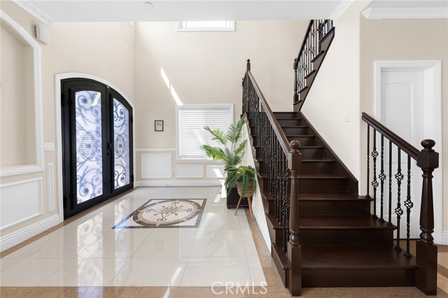 608 N Huntington Avenue, Monterey Park CA: https://media.crmls.org/medias/03879cbf-7047-49c6-a7c0-0ae7130c440b.jpg