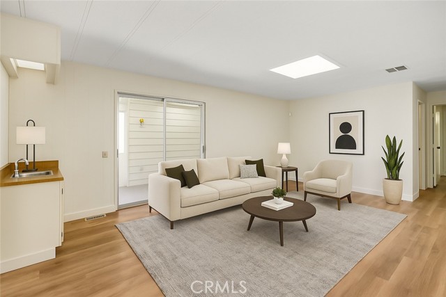 Detail Gallery Image 6 of 25 For 2590 Silver Oak Way, Hemet,  CA 92545 - 2 Beds | 2 Baths