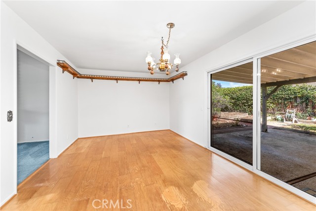 3135 Starling Avenue photo 8