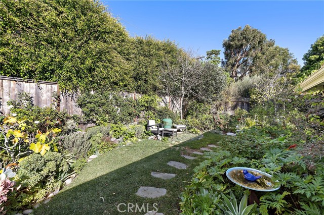 Detail Gallery Image 30 of 38 For 1511 Bluebird Canyon Dr, Laguna Beach,  CA 92651 - 3 Beds | 2 Baths