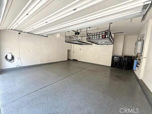 Detail Gallery Image 11 of 17 For 16084 Alpine Meadows Ave, Chino,  CA 91708 - 3 Beds | 3/1 Baths