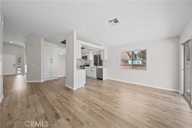 Detail Gallery Image 12 of 30 For 43906 Broadwater Ave, Lancaster,  CA 93535 - 3 Beds | 2 Baths