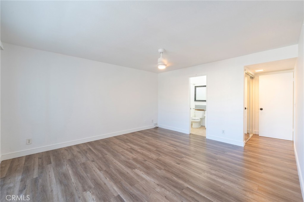 MLS #OC25273090 image #18