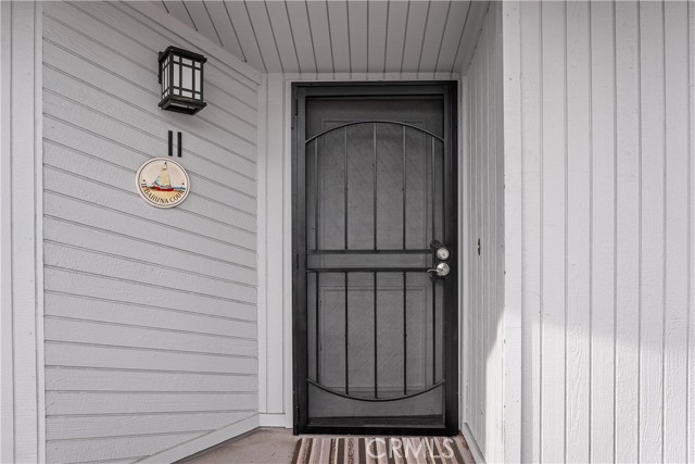 Detail Gallery Image 5 of 43 For 11 Baruna Ct #55,  Newport Beach,  CA 92663 - 3 Beds | 2/1 Baths