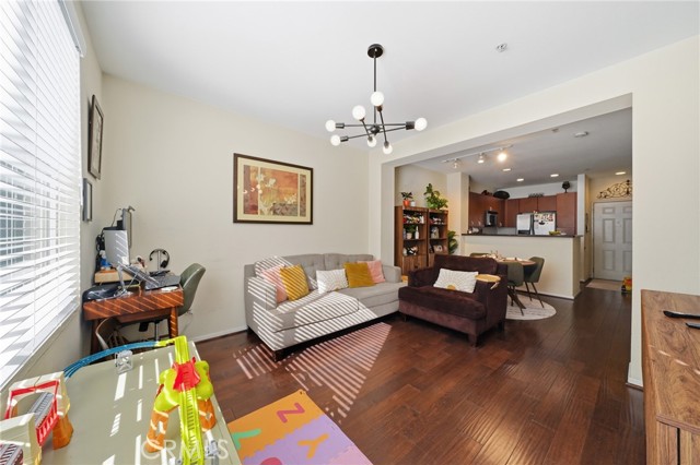 Detail Gallery Image 10 of 37 For 1801 E Katella #2096,  Anaheim,  CA 92805 - 1 Beds | 1 Baths