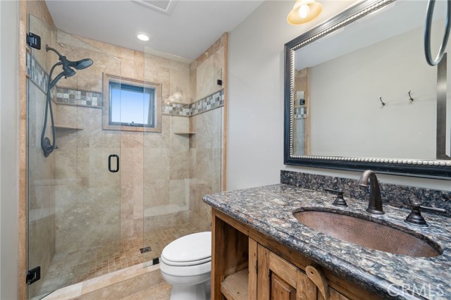 212 Baltimore Avenue, Huntington Beach CA: https://media.crmls.org/medias/038e650b-995f-4a77-b383-82e71145c00c.jpg