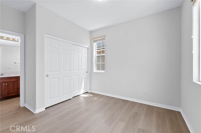 13016 Waterlily Way, Chino CA: https://media.crmls.org/medias/038e9a1e-079b-4d4c-9bdc-94dea7e7199e.jpg