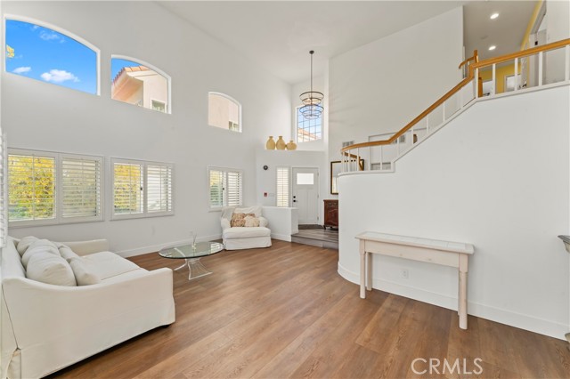 Detail Gallery Image 9 of 70 For 25507 Longfellow Pl, Stevenson Ranch,  CA 91381 - 4 Beds | 3 Baths