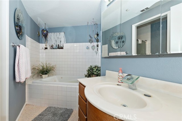 Detail Gallery Image 32 of 36 For 24847 Felsen Dr, Crestline,  CA 92325 - 3 Beds | 2/1 Baths