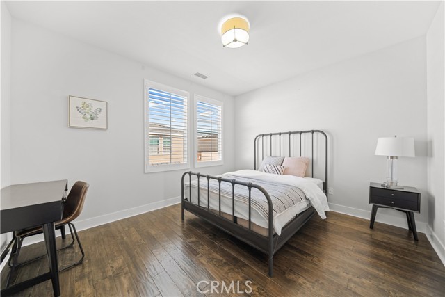 9 Compass Court, Aliso Viejo CA: https://media.crmls.org/medias/03928067-e88f-4744-9050-30209d205675.jpg