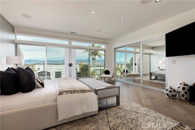 Detail Gallery Image 7 of 43 For 11698 Picturesque, Studio City,  CA 91604 - 3 Beds | 2/1 Baths