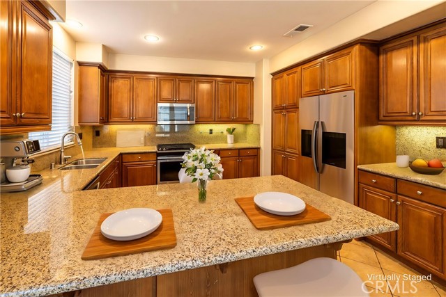 37068 Ascella Lane, Murrieta CA: https://media.crmls.org/medias/0393f588-0447-4615-94ee-1a4859678652.jpg