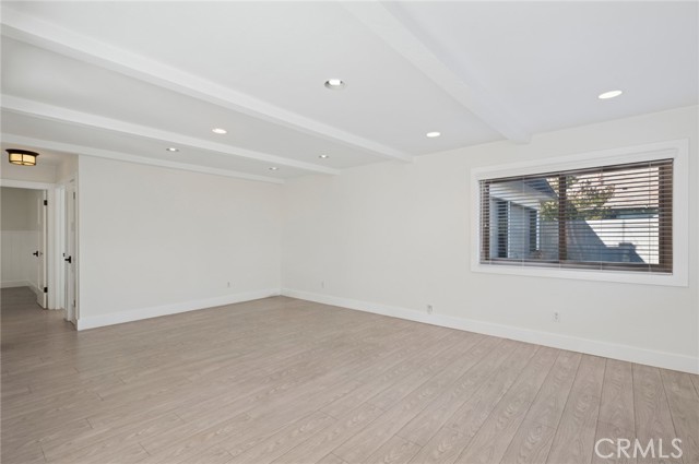 Detail Gallery Image 20 of 39 For 2048 Garden Ln, Costa Mesa,  CA 92627 - 7 Beds | 4 Baths