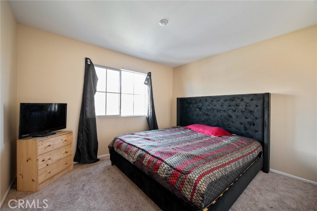 Detail Gallery Image 18 of 29 For 11432 Sheffield Rd, Fontana,  CA 92337 - 3 Beds | 2/1 Baths