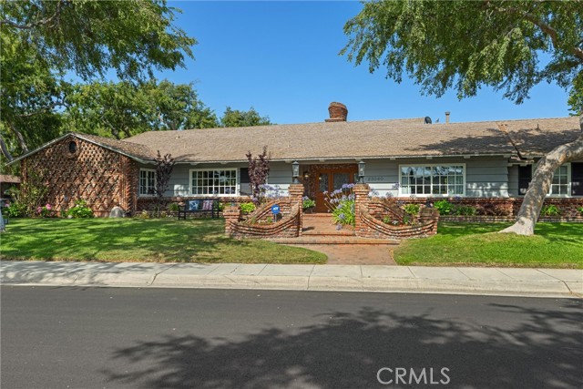 23060 Doris Way, Torrance CA: https://media.crmls.org/medias/03954ba8-6b0d-47e6-97d2-de8d1016e481.jpg