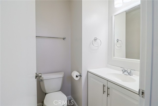 8338 Woodley Pl, North Hills CA: https://media.crmls.org/medias/03956b0e-2d34-4fb2-94ad-d34f180ba59f.jpg