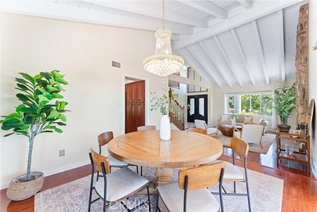 2223 E Vista Mesa Way, Orange CA: https://media.crmls.org/medias/03957596-98f6-4220-b40b-eae38b75a314.jpg