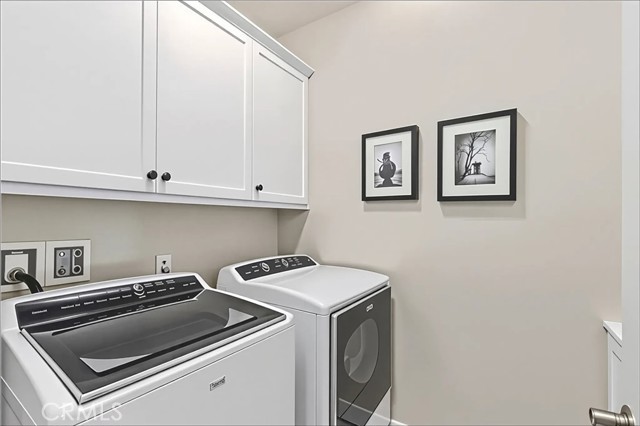 72 Granite, Irvine CA: https://media.crmls.org/medias/039640ec-5502-422e-a969-f7ee179d6bec.jpg