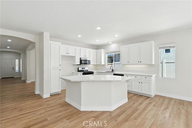 29492 Emberwood Way, Menifee CA: https://media.crmls.org/medias/03967a5a-2112-47df-a6e5-ca38f8bd0e7c.jpg