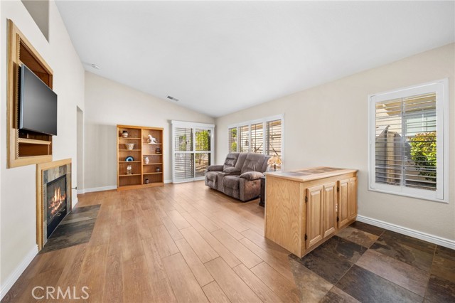 Detail Gallery Image 13 of 71 For 40609 Corte Albara, Murrieta,  CA 92562 - 2 Beds | 2 Baths