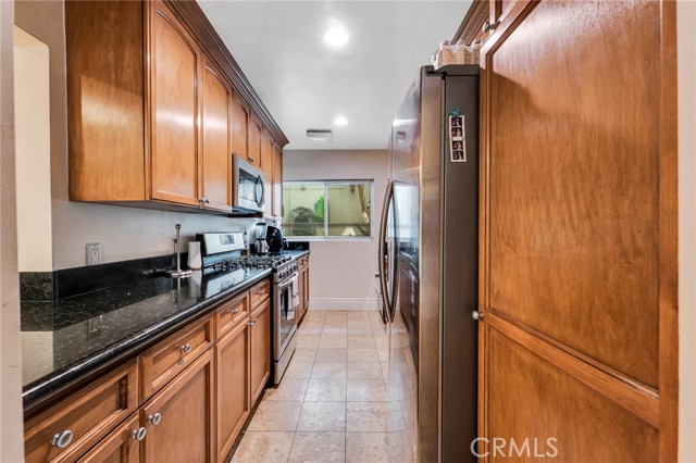 Detail Gallery Image 19 of 26 For 14934 Dickens St #4,  Sherman Oaks,  CA 91403 - 1 Beds | 1 Baths