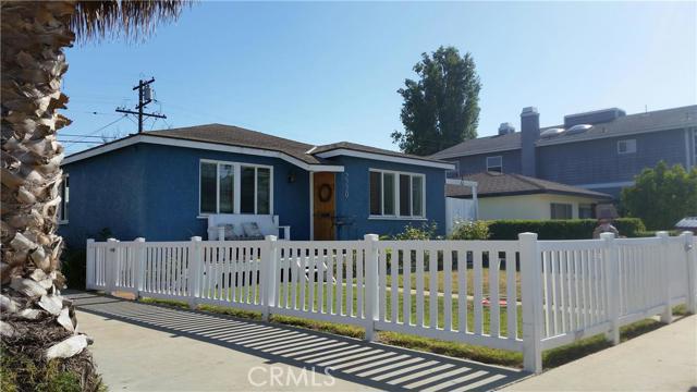 2220 Robinson Street, Redondo Beach, California 90278, 3 Bedrooms Bedrooms, ,1 BathroomBathrooms,Residential,Sold,Robinson,SB16123406