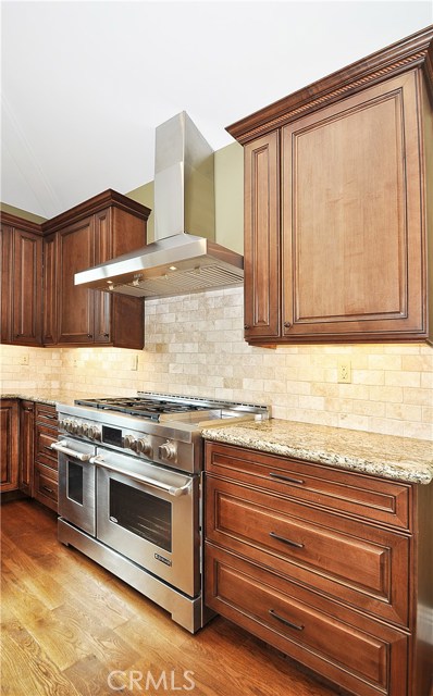 519 Lucia, Redondo Beach, California 90277, 4 Bedrooms Bedrooms, ,2 BathroomsBathrooms,Residential,Sold,Lucia,SB17035897