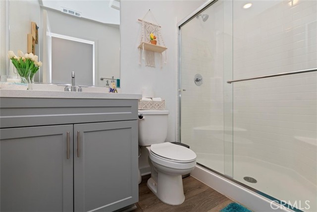 2275 Melogold Way, Corona CA: https://media.crmls.org/medias/039892a4-b5f1-42f9-8415-1b8bfd0bc364.jpg